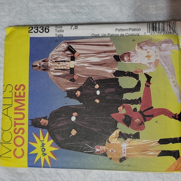 McCall's Costumes..Superheroes!! - Picture 1 of 7